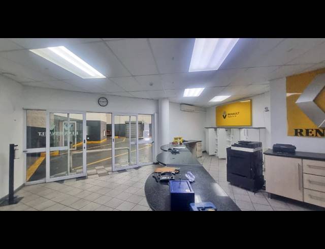 5,176M² BUILDING FOR SALE IN SYDENHAM